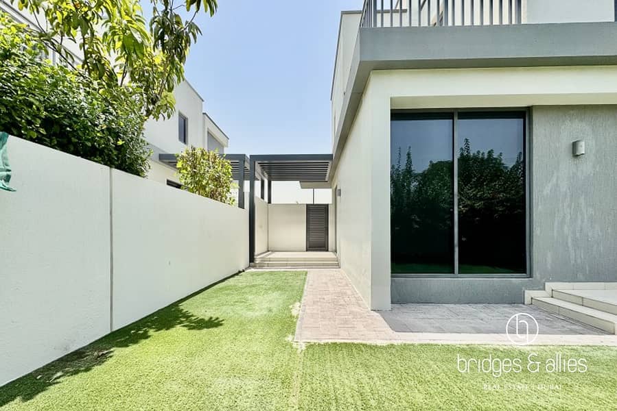 EXCLUSIVE 4 BED TYPE 2E | WALKING DISTANCE TO POOL - Image 12