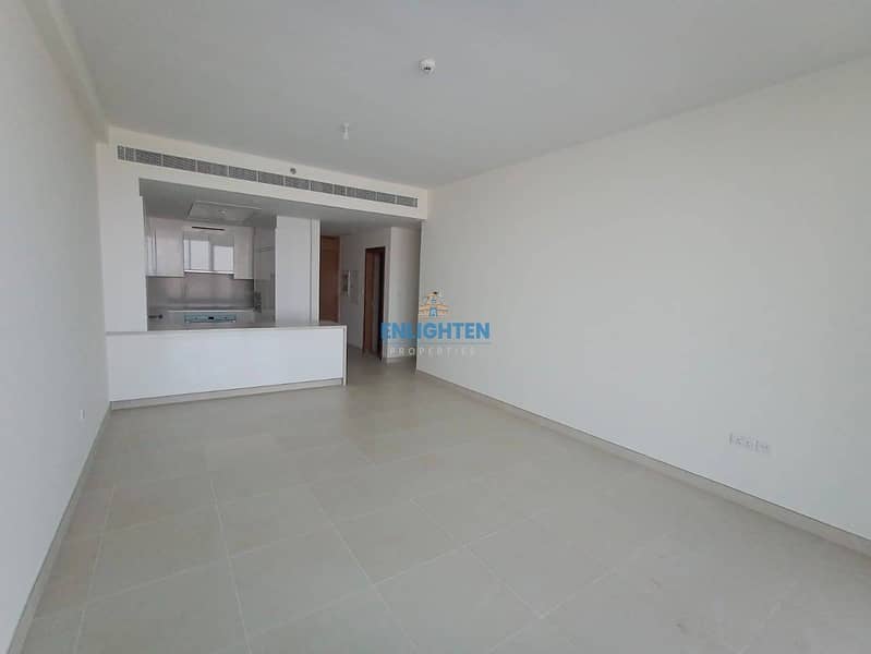 Ideal LayOut | WaterFront Living | Vacant - Image 6