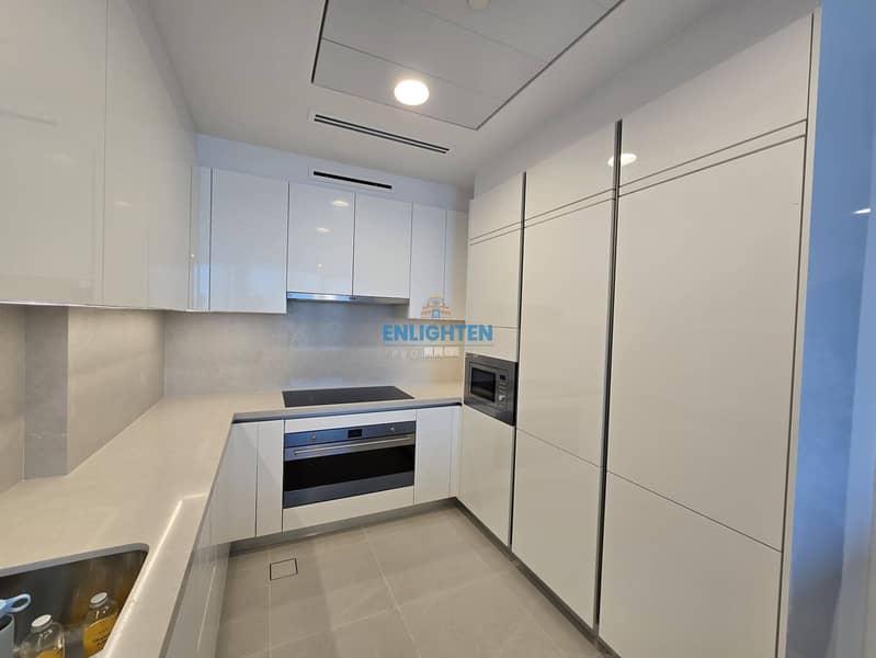 Ideal LayOut | WaterFront Living | Vacant - Image 15