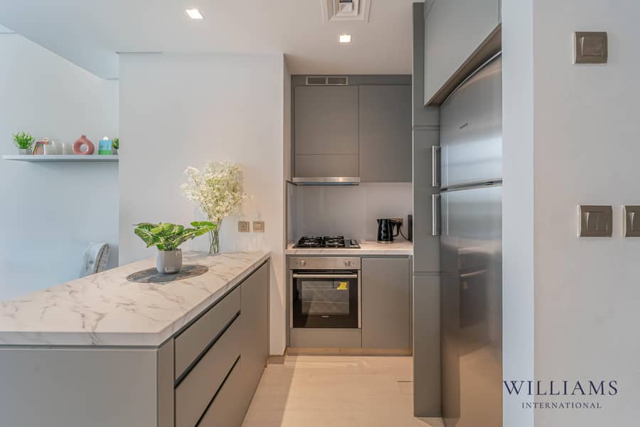 MODERN | SPACIOUS | 1-BEDROOM | FURNISHED