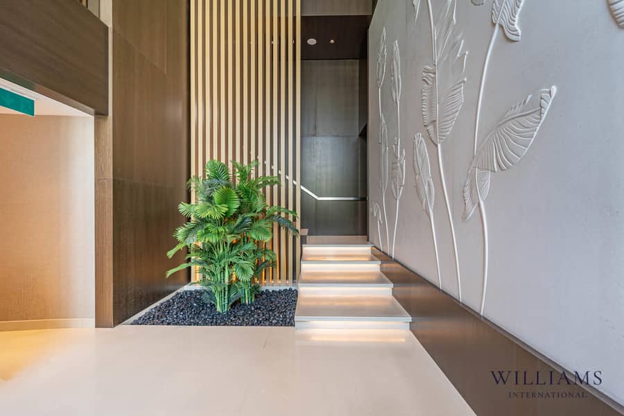 MODERN | SPACIOUS | 1-BEDROOM | FURNISHED - Image 12