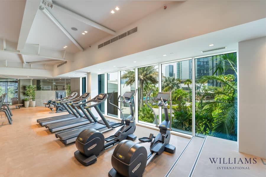 MODERN | SPACIOUS | 1-BEDROOM | FURNISHED - Image 14