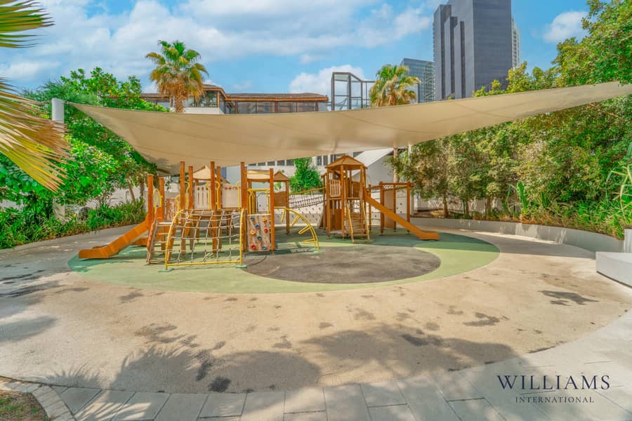 MODERN | SPACIOUS | 1-BEDROOM | FURNISHED - Image 17