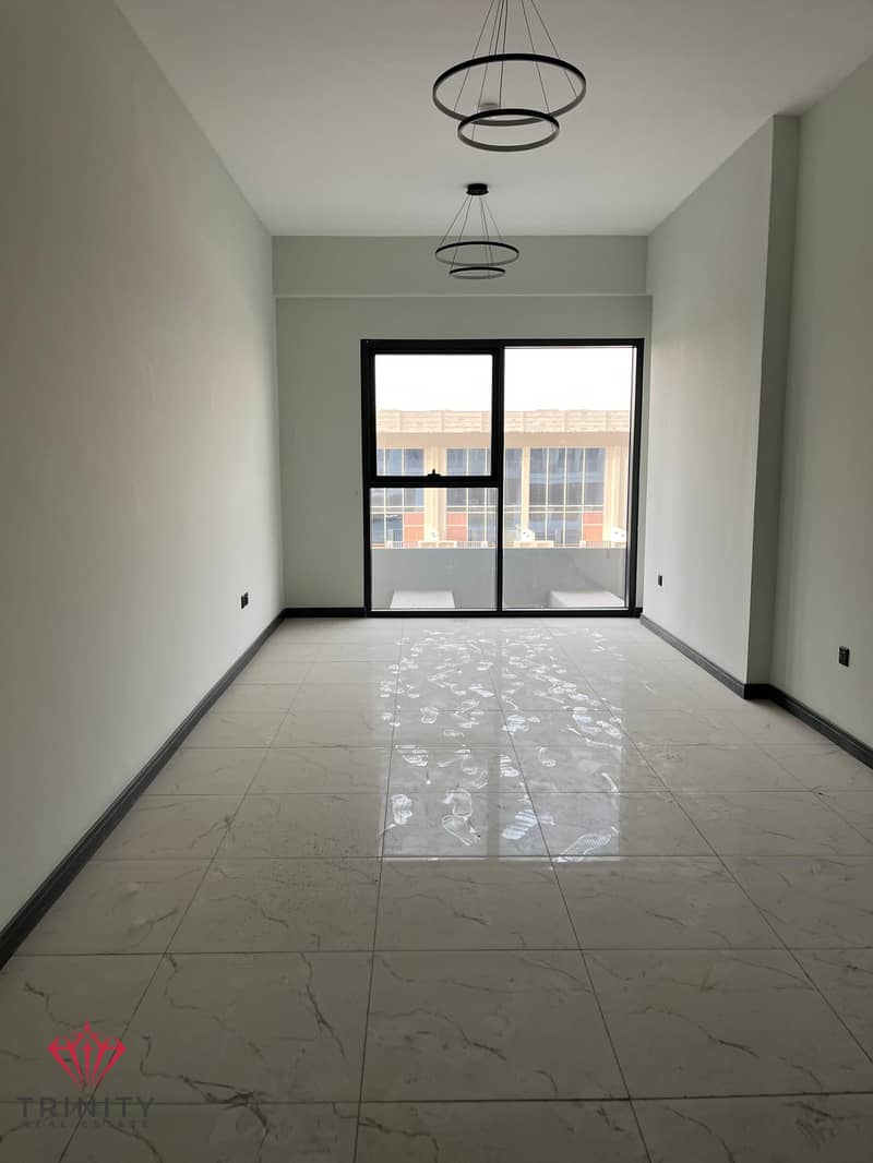 Modern 1-Bedroom Apartment - Image 8