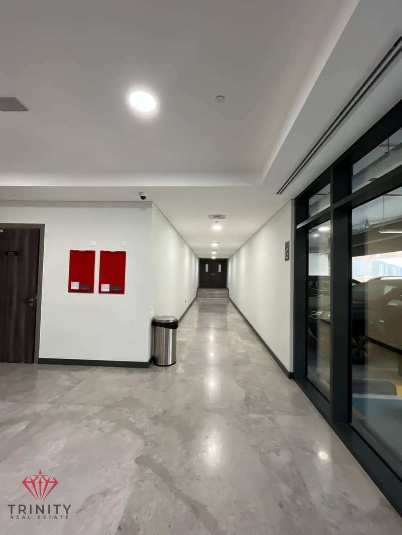 Modern 1-Bedroom Apartment - Image 16