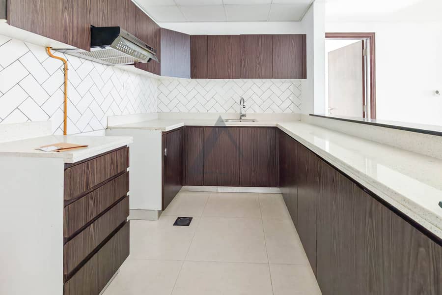 Modern Living | Unfurnished | Vacant - Image 7