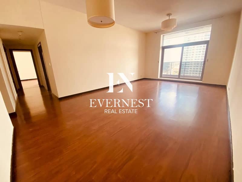 Elegant 2BHK | Lake View | Green Lakes Tower S1