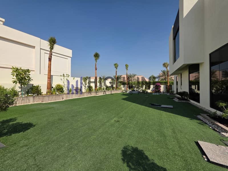 Brand New Elegant 5BR Villa with Pool