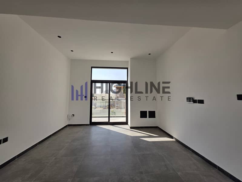 Brand New Elegant 5BR Villa with Pool - Image 17