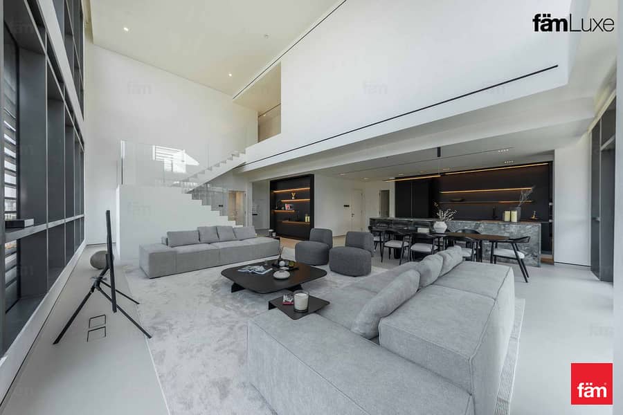 Unique 4b+M Duplex | Unfurnished | Vacant Now