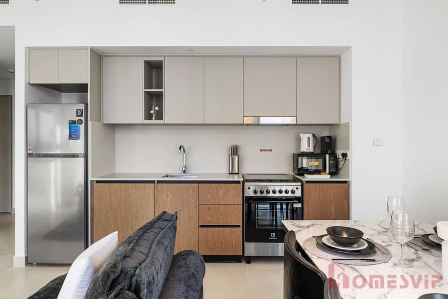 Extra Luxury High Floor Skyline View Stylish 1BR - Image 7