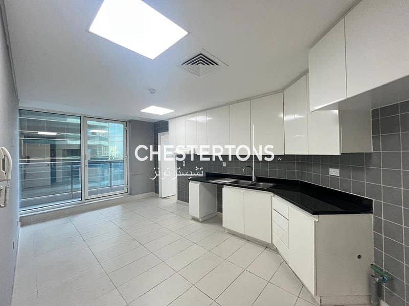 Prime Location | Spacious | Skyline Views - Image 11