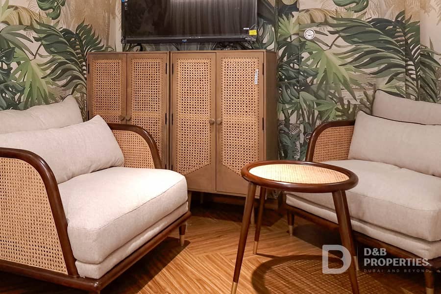 ULTRA LUXURIOUS | MARINA VIEW | AVAILABLE NOW