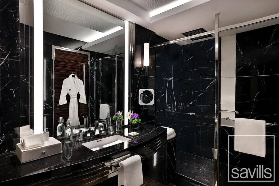 Royal Penthouse | 360 Views | Top Floor - Image 17