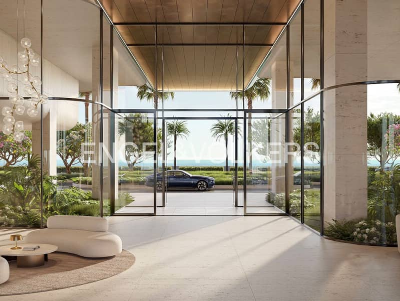 Elegant | Marina Skyline Views | Refined Living