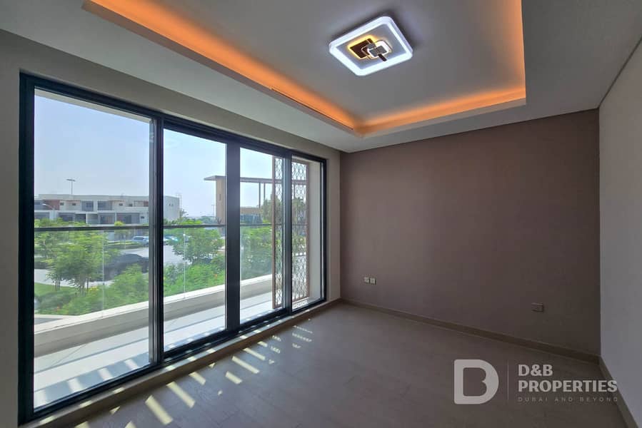 Panoramic Golf Views | Upgraded | Brand New - Image 9