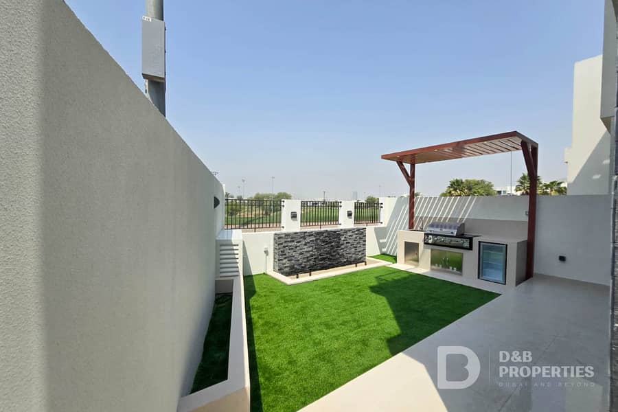 Panoramic Golf Views | Upgraded | Brand New - Image 16