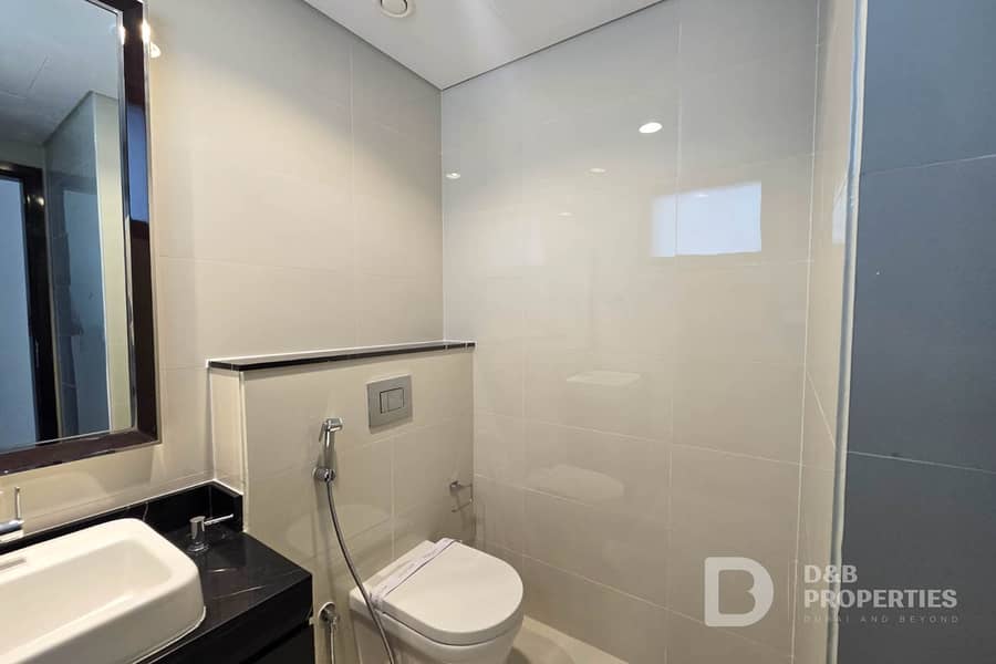 Panoramic Golf Views | Upgraded | Brand New - Image 21