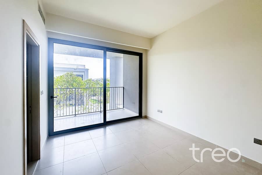 Corner | Close to Amenties | Vacant - Image 14