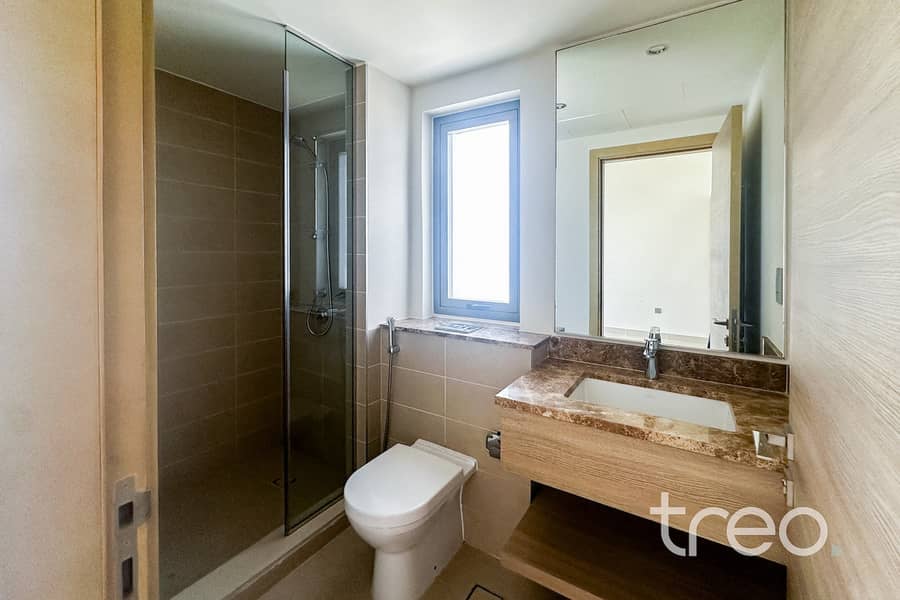 Corner | Close to Amenties | Vacant - Image 17