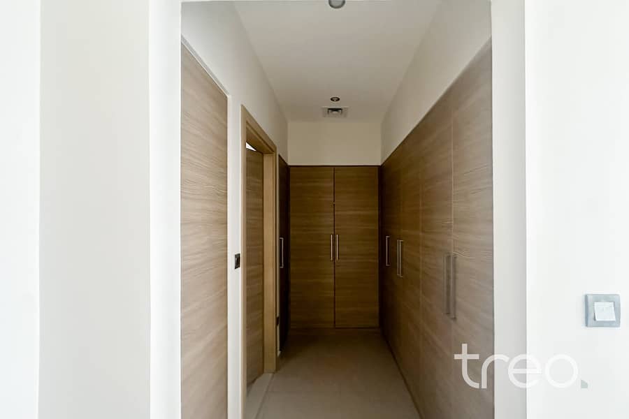 Corner | Close to Amenties | Vacant - Image 19