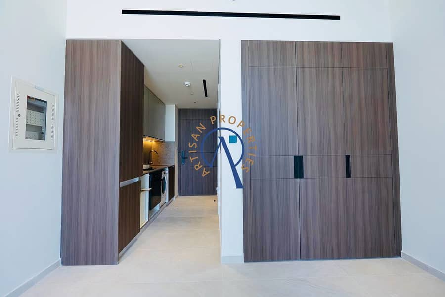 SPACIOUS STUDIO | PRIME LOCATION | CALL NOW