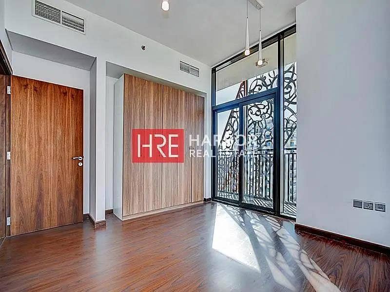 Burj Khalifa and Park view | Spacious | Elegant - Image 6