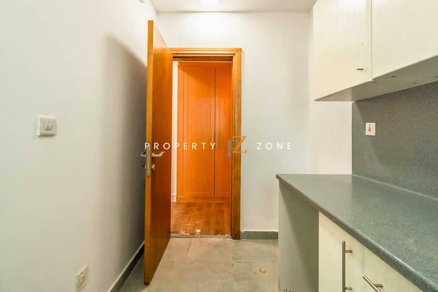 Next to metro | Large Balcony | Ready to move in