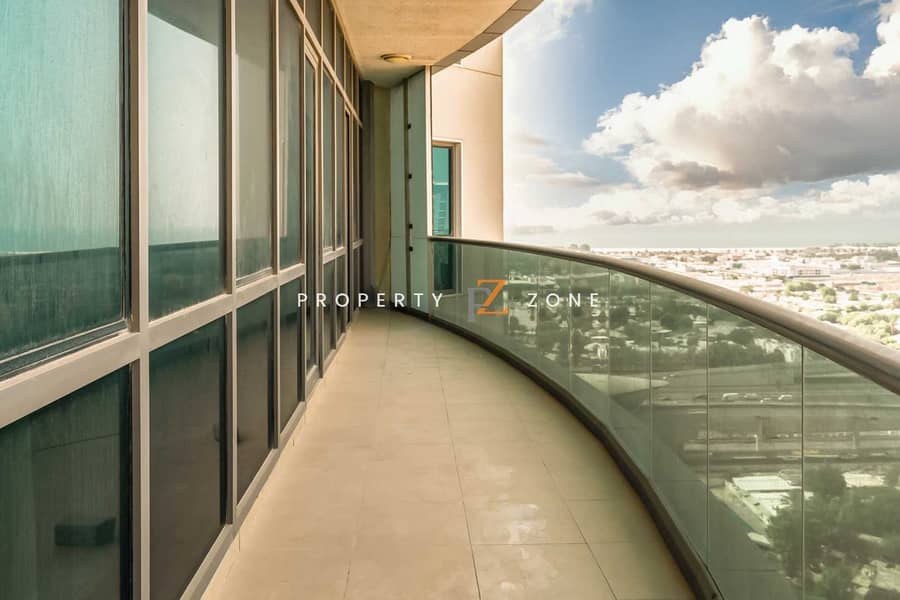 Next to metro | Large Balcony | Ready to move in - Image 14