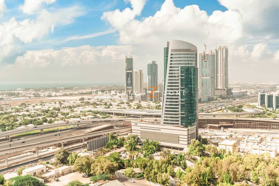 Next to metro | Large Balcony | Ready to move in - Image 19