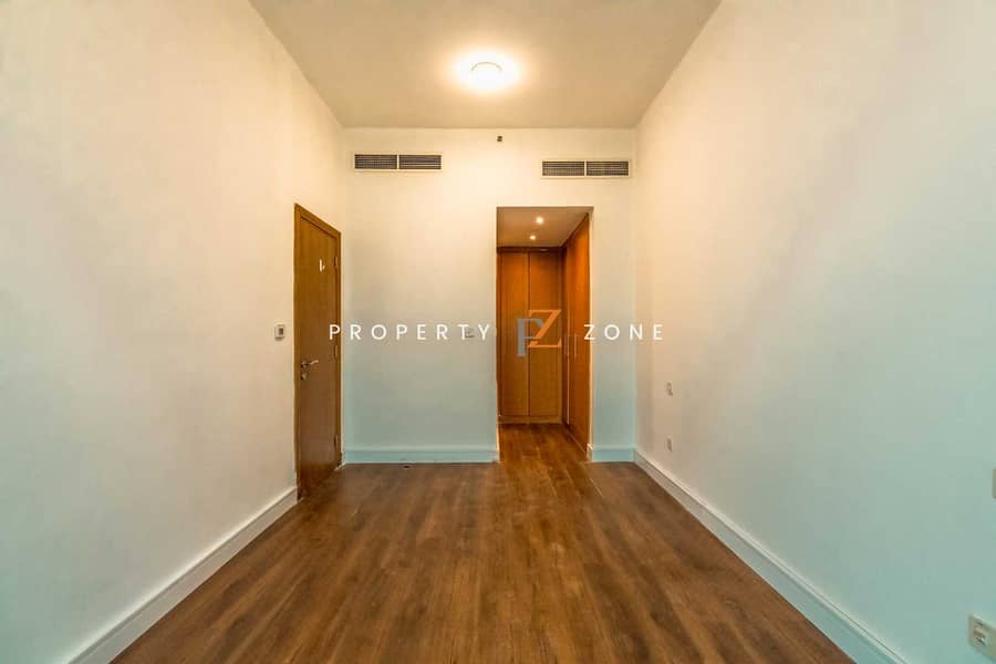 Next to metro | Large Balcony | Ready to move in - Image 27