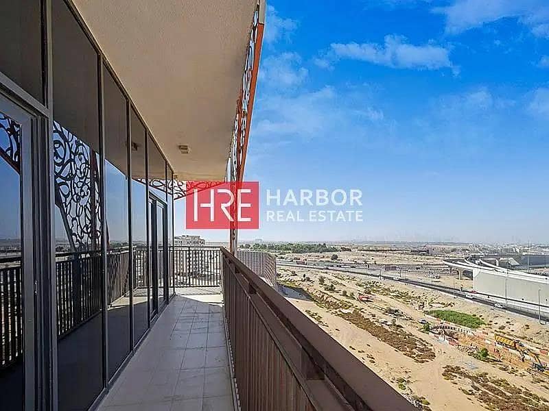 Burj Khalifa and Park view | Spacious | Elegant - Image 9