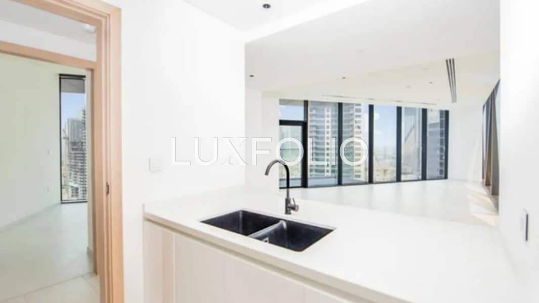 Ultra Luxurious | High Floor | Burj View | Vacant