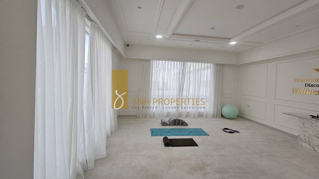 POOL VIEW | READY TO MOVE | BRAND NEW - Image 9