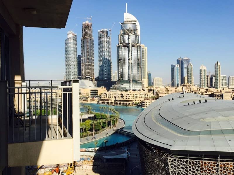 BRIGHT AND SPACIOUS 1 BED | PARTIAL FOUNTAIN VIEW