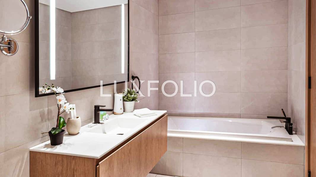 Ultra Luxurious | Burj Views | High Floor - Image 12