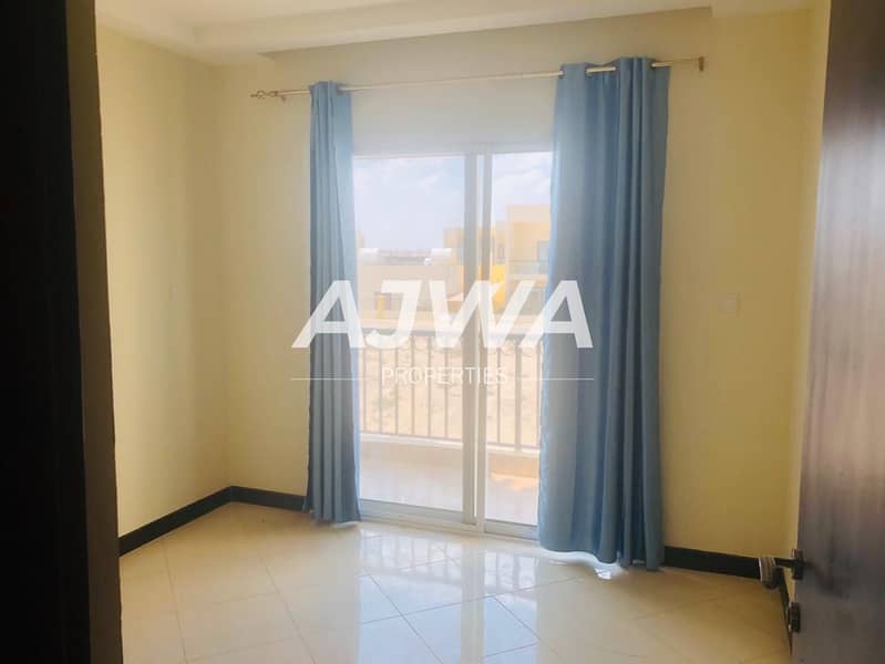 3BR Villa Available on Rent | Vacant | Large Corner Plot - Image 8