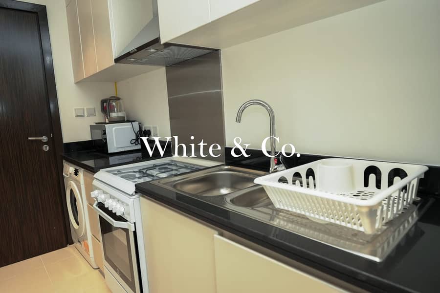 Modern Studio | Vacant Now | Furnished