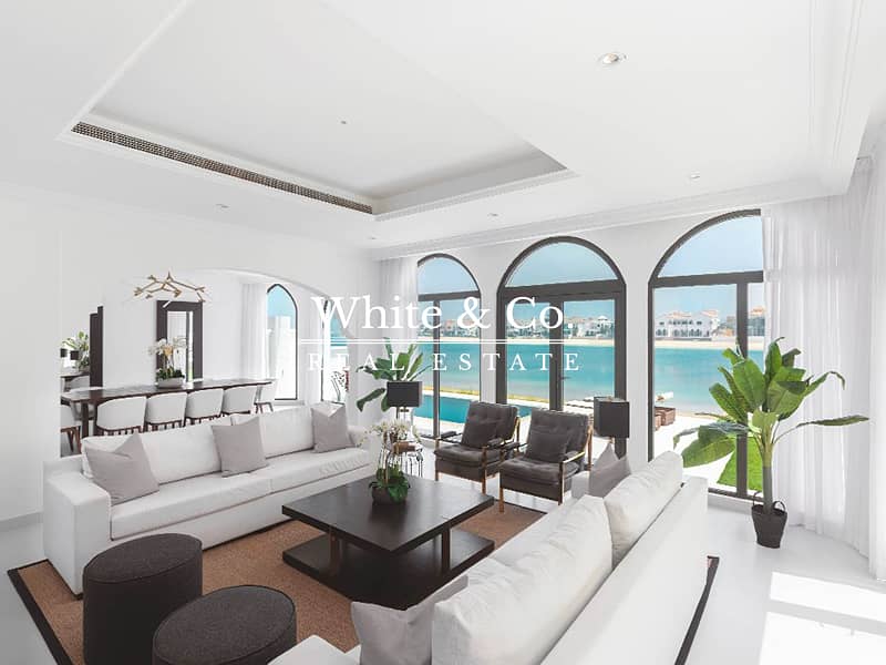 Furnished| Marina Facing |Fully Upgraded