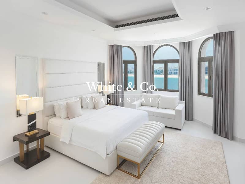 Furnished| Marina Facing |Fully Upgraded - Image 16