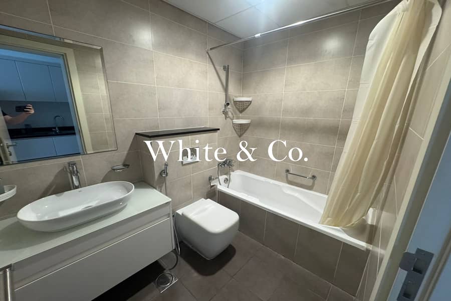 Modern Studio | Vacant Now | Furnished - Image 9