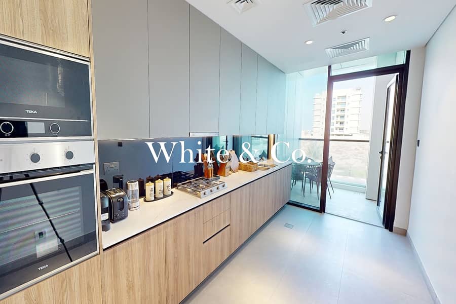 Premium Finishings lClosed Kitchen l3 BDR