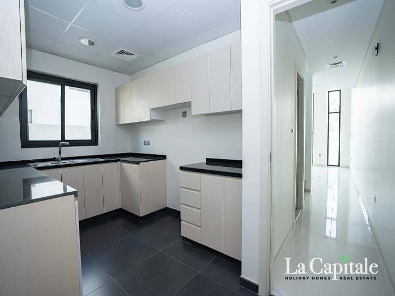 3 Bedroom + Maid | Prime Location | Community View - Image 6