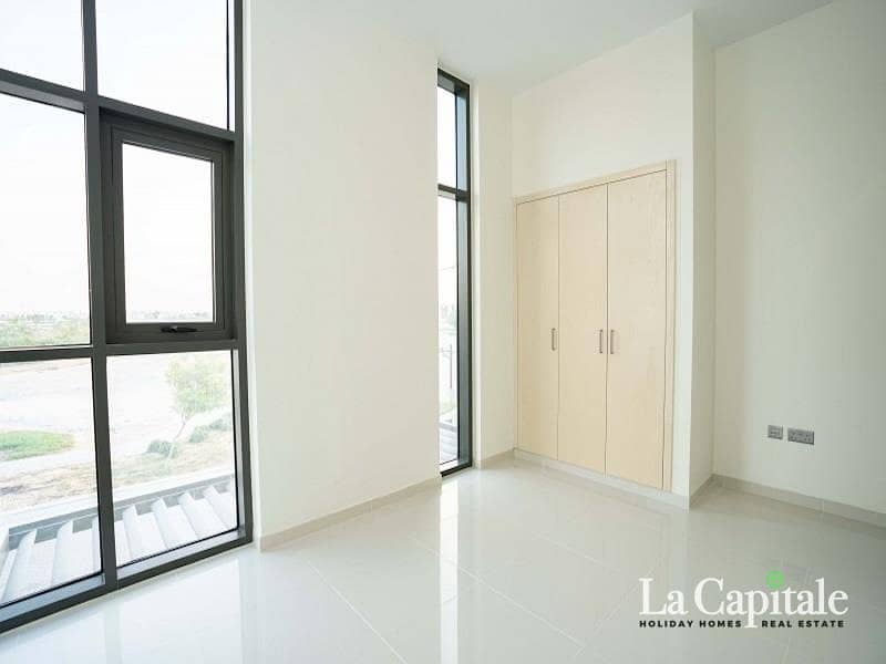 3 Bedroom + Maid | Prime Location | Community View - Image 16