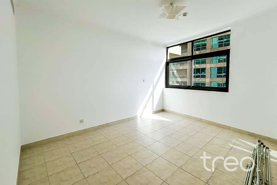 Golf Course View | Vacant | Unfurnished