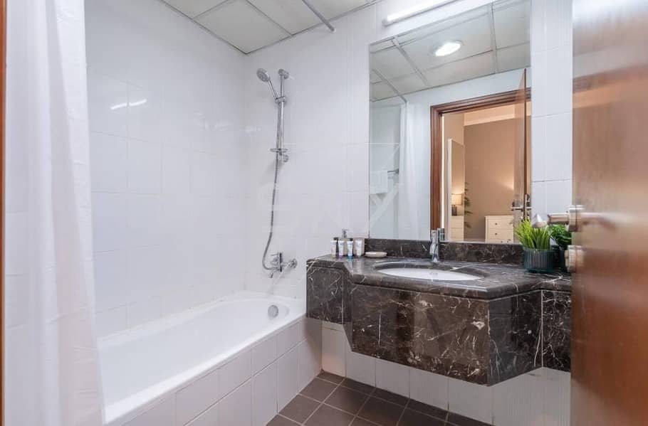 FULLY FURNISHED | VACANT | PRIME LOCATION - Image 16