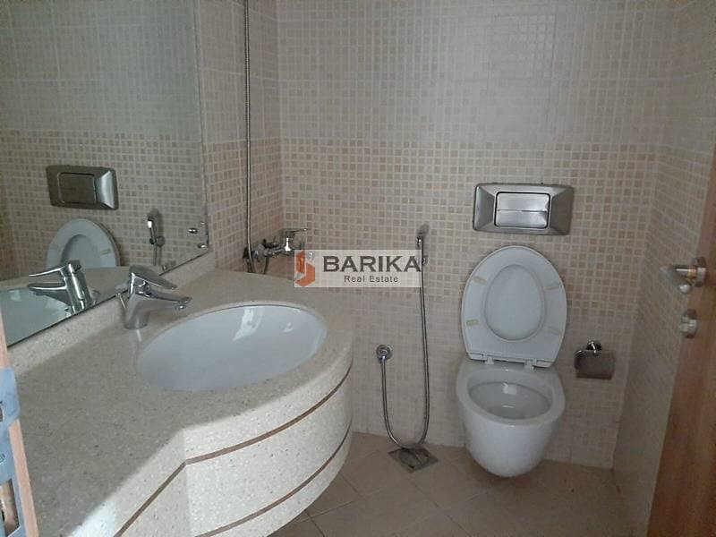 Luxury 2-Bedroom Apartment in Sulafa Tower - Image 7