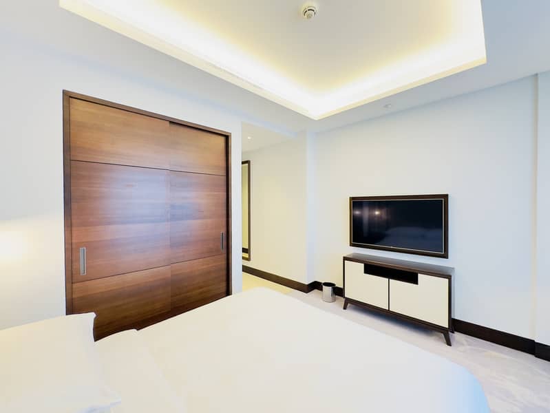 ALL BILLS INCLUDED | 3 BED + MAIDS | BURJ VIEW - Image 7