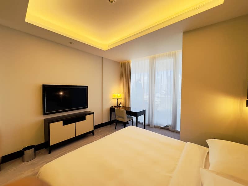 ALL BILLS INCLUDED | 3 BED + MAIDS | BURJ VIEW - Image 12