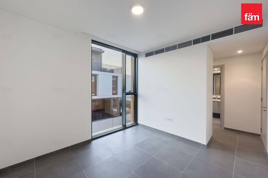 Near Amenities Corner Villa June ARIII - Image 12